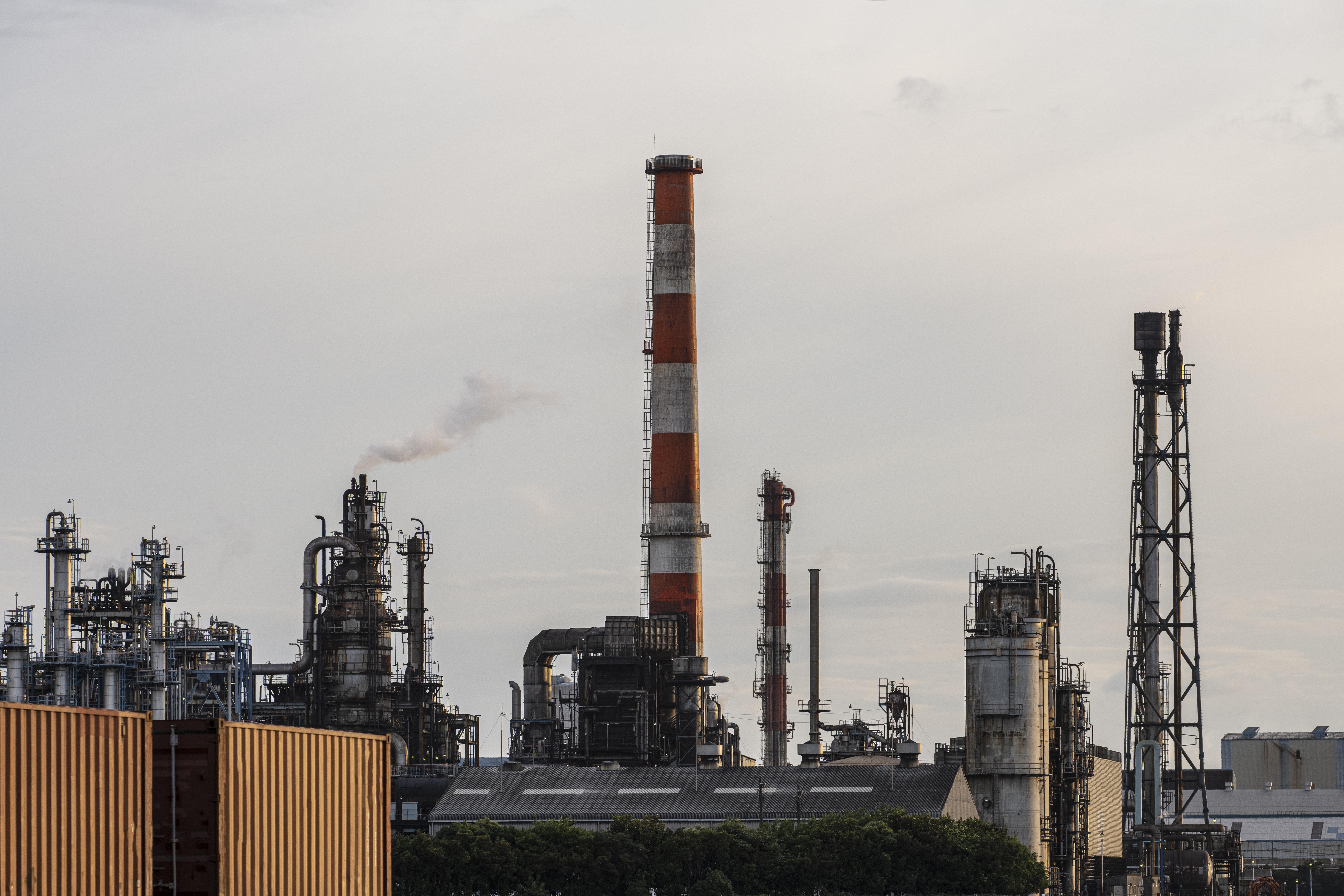 Comprehensive Energy Savings in Hotel Operations